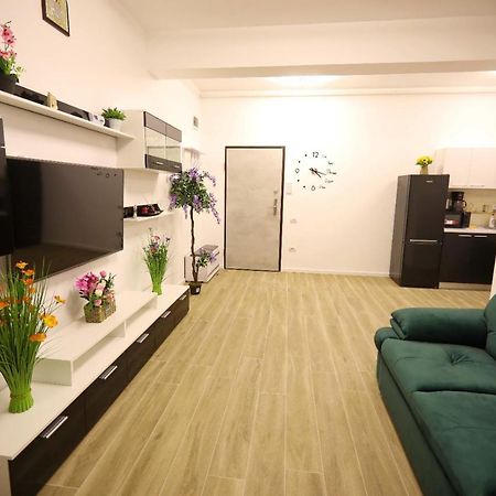 Apartament Olga Navodari Exterior photo
