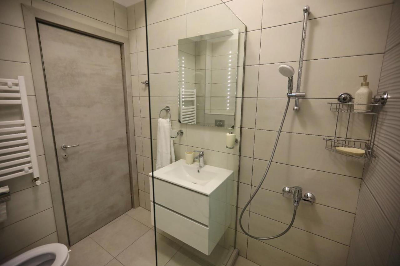 Apartament Olga Navodari Exterior photo