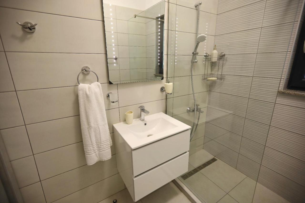 Apartament Olga Navodari Exterior photo
